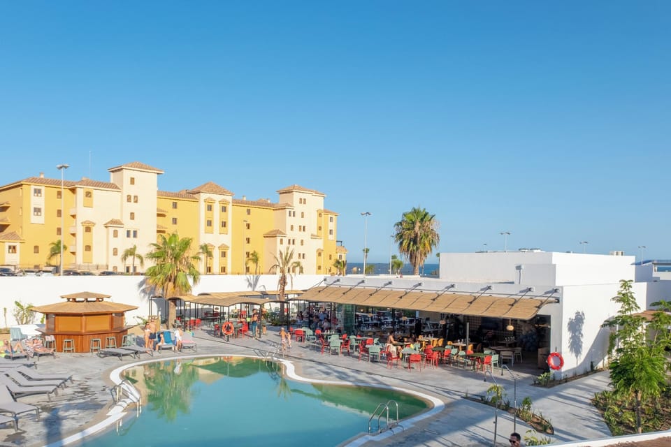 Costa del Sol Glamping Village Fuengirola Hotel in Fuengirola