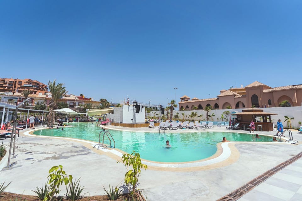 Costa del Sol Glamping Village Fuengirola Hotel in Fuengirola
