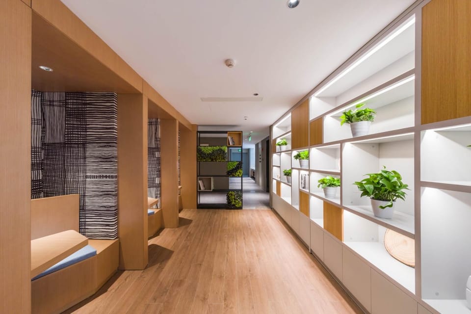 Home Inn Neo Shanghai South Station Jinjiang Park Metro Station Hotel in Shanghai