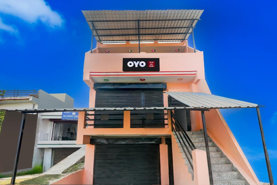 Hotel O S.M NAINI HOTEL AND RESTAURANT Hotel in Uttar Pradesh