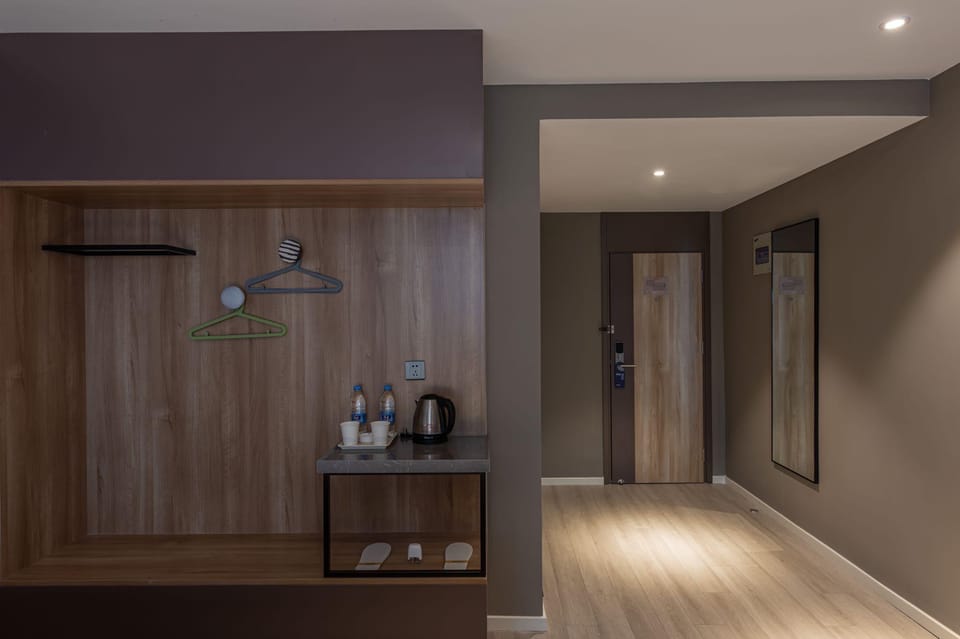 Home Inn Neo Suzhou Taihu Lake Dongshan Town Hotel in Suzhou