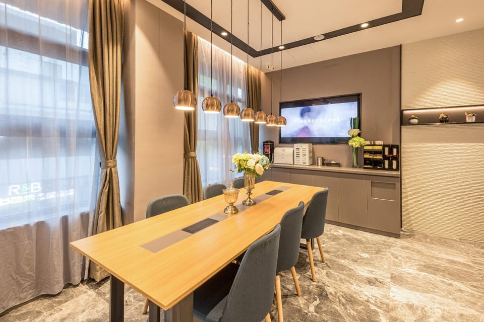Home Inn Neo Suzhou Guanqian Street Commercial Street Hotel in Suzhou