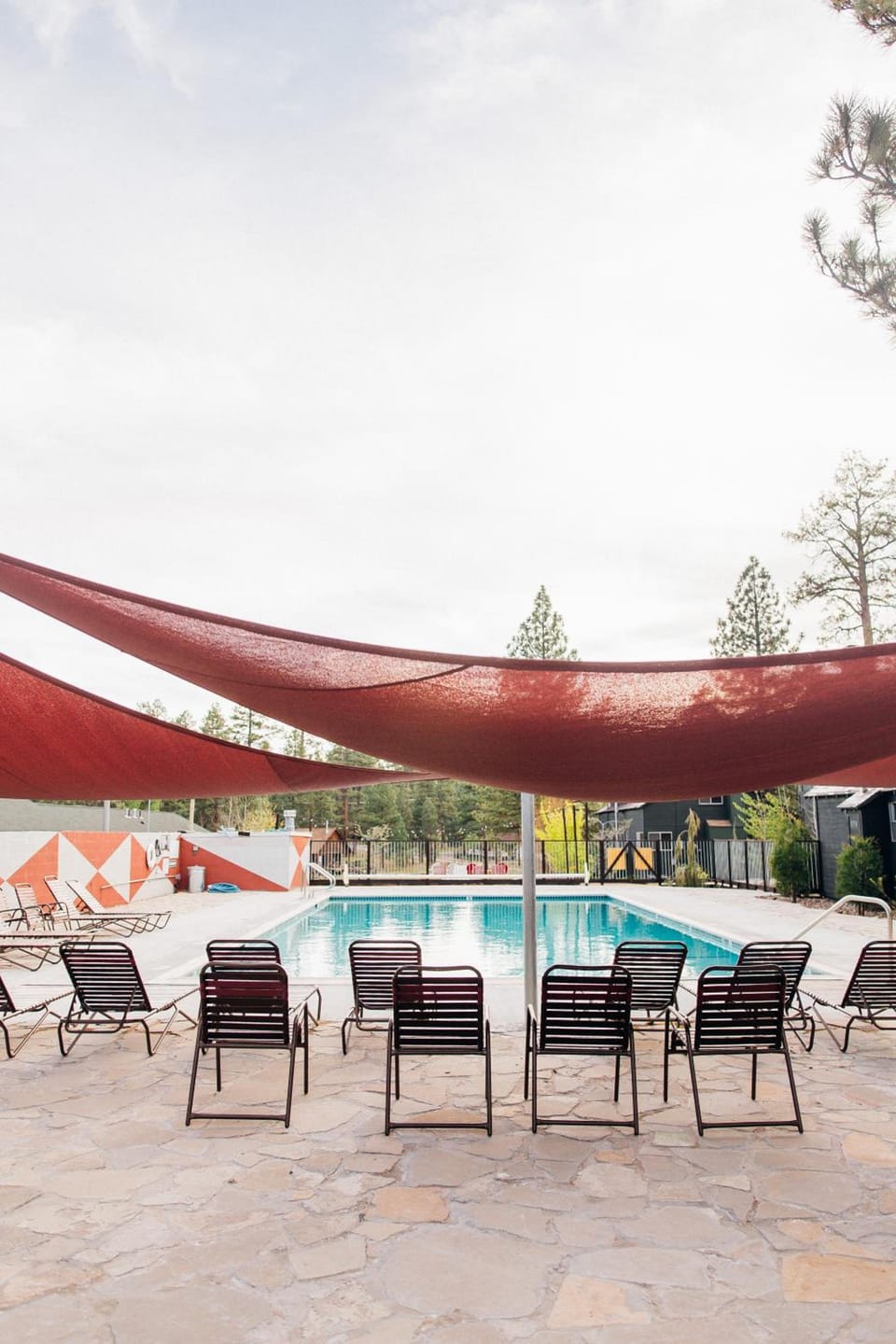 Noon Lodge Resort in Big Bear