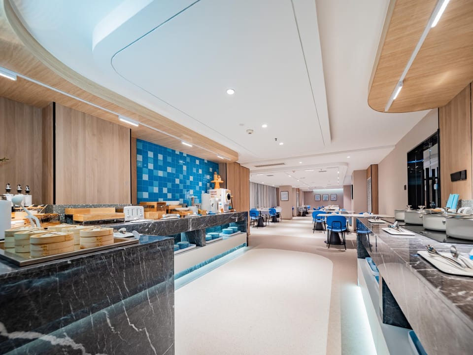 Home Inn Neo Xi'an 2nd Fengcheng Road Municipal Library Metro Station Hotel in Xian
