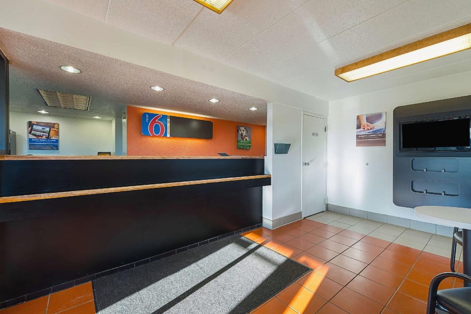 Days Inn by Wyndham Cincinnati I-71 Hotel in Cincinnati