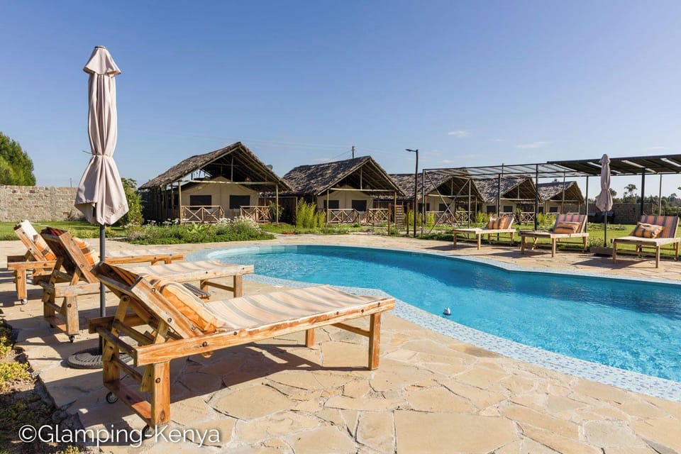 Glamping Kenya Mt. Kenya Lodge Hotel in Kenya