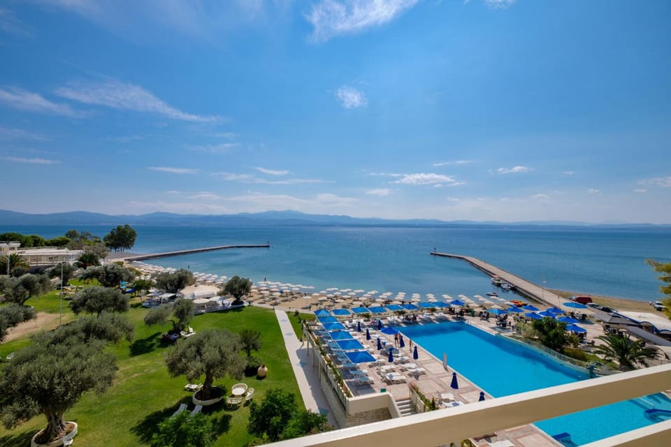 Palmariva Beach Hotel Resort in Euboea