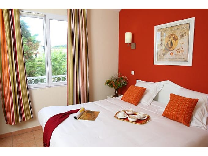 Pierre & Vacances Residenz Le Hameau de la Pinde Hotel in Hyères