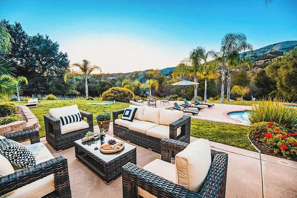 Grapevine by Avantstay Secluded 5BR Villa 4 Acres of Vineyards & Avo Groves! Hotel in Temecula