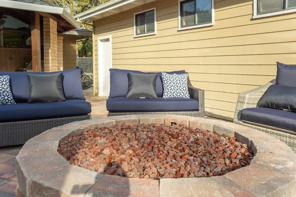 Wildflower by Avantstay Gorgeous Wine Country Home w/ Pool, Bocce Ball Court & Huge Yard! Hotel in Boyes Hot Springs