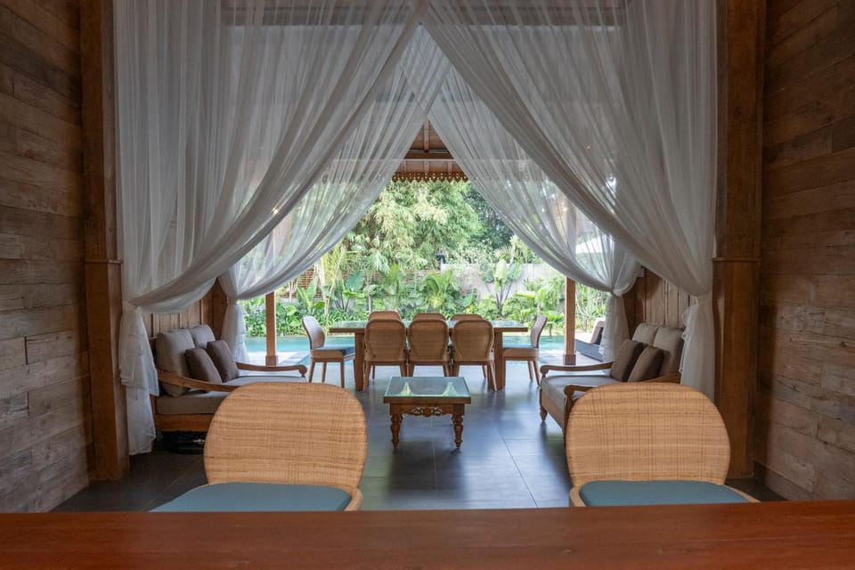 Seseh Beach Retreat Villas Hotel in Mengwi