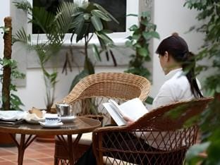 Coffee shop