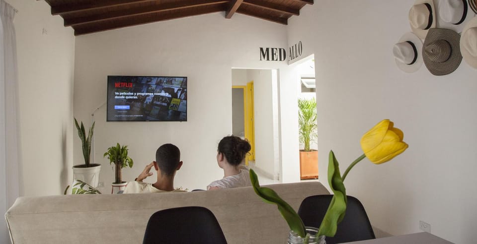 Apartamento con todo nuevo Home Aris Hotel in Medellin