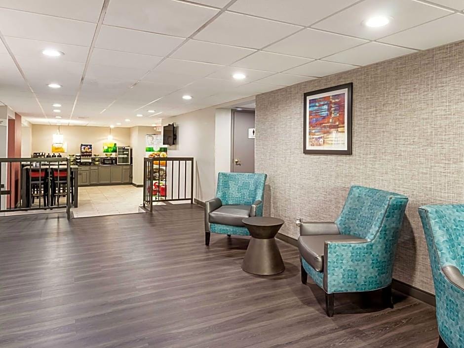Quality Inn Hotel in Farragut