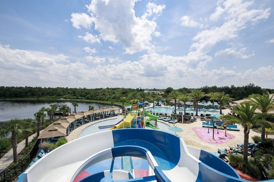 Balmoral Resort Florida Hotel in Haines City