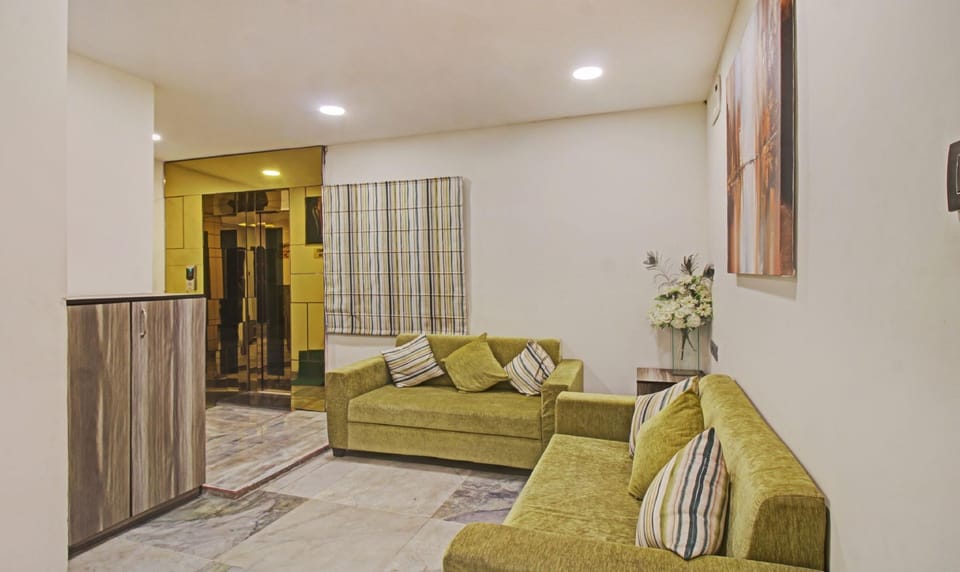 Treebo The Boss Hotel in Maharashtra