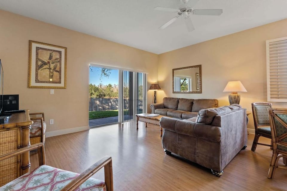 4 BDR in Regal Palms Resort! Hotel in Four Corners