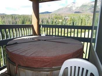 Forest Park 3 Bed 4 Bath Townhome Hotel in Wildernest