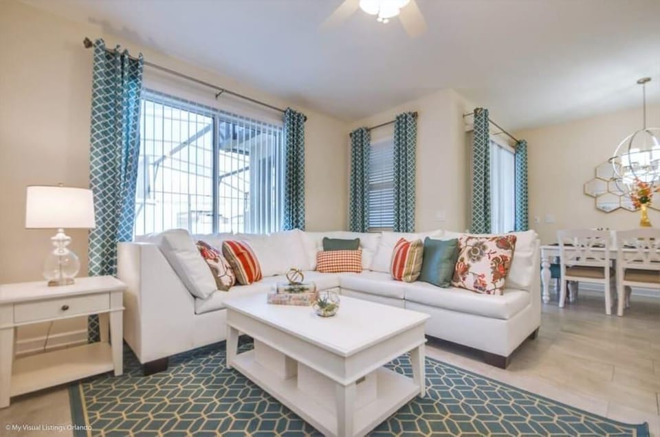 4832rc 4 Bedroom Townhouse by Redawning Hotel in Kissimmee