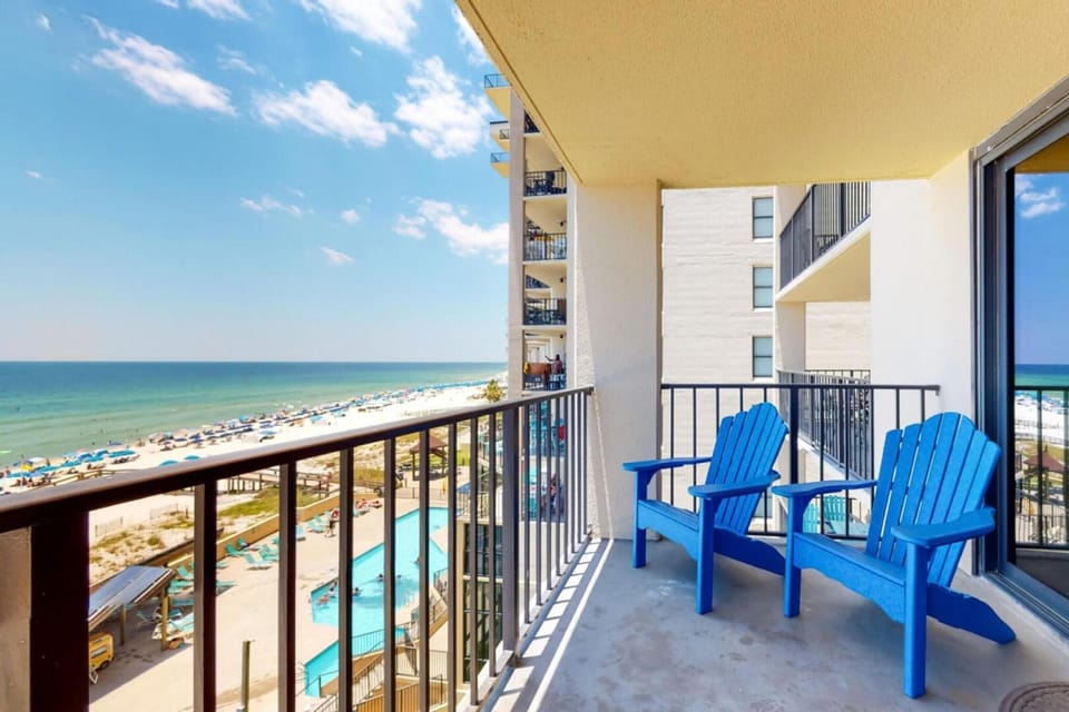 Phoenix II Beachfront Condos Hotel in Orange Beach