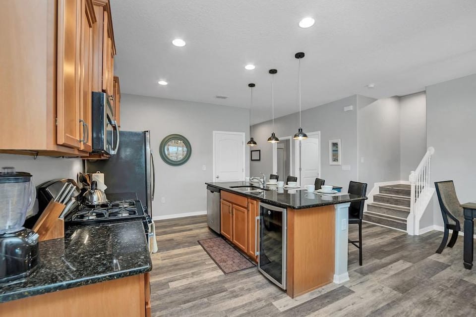 4767 Terrasonesta Drive Hotel in Polk County