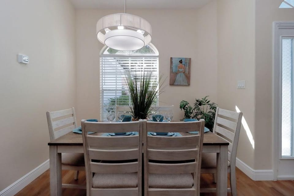 Sapphire Sky Villa 4 Bedrooms Hotel in Four Corners