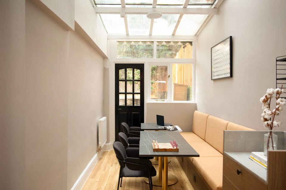 Bob W London Holland Park Apartment hotel in City of Westminster