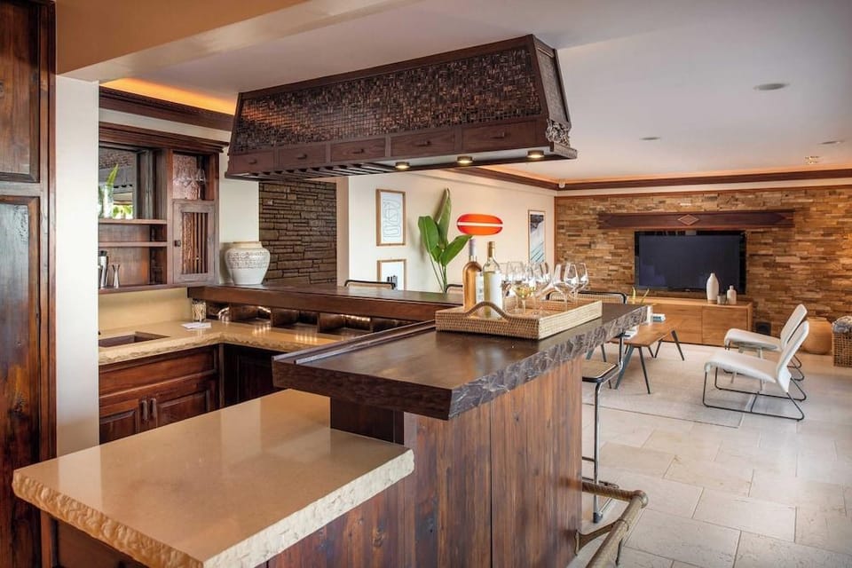 Endless Summer by Avantstay Serene Beachfront Escape w/ Sunset Views! Hotel in Mission Beach