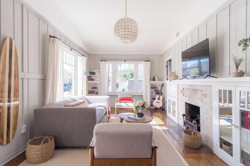 Topaz By Avantstay Adorable Cottage Walking Distance to Beach w/ Large Patio Hotel in La Jolla