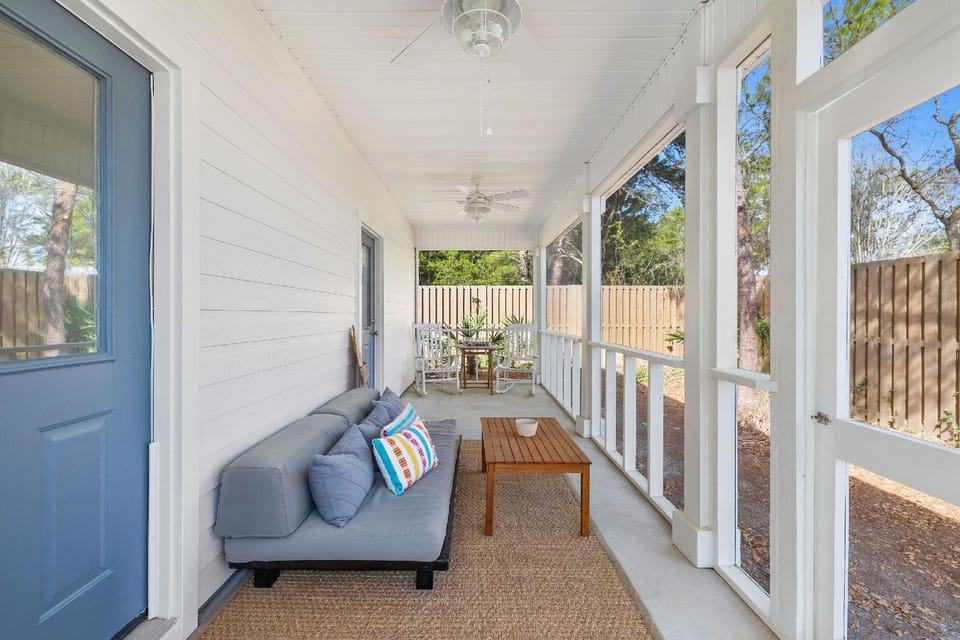 30A Beach House - Coconut Cottage by PHG Hotel in South Walton County