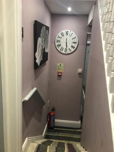 Acacia Villas Guest House Hotel in Guildford