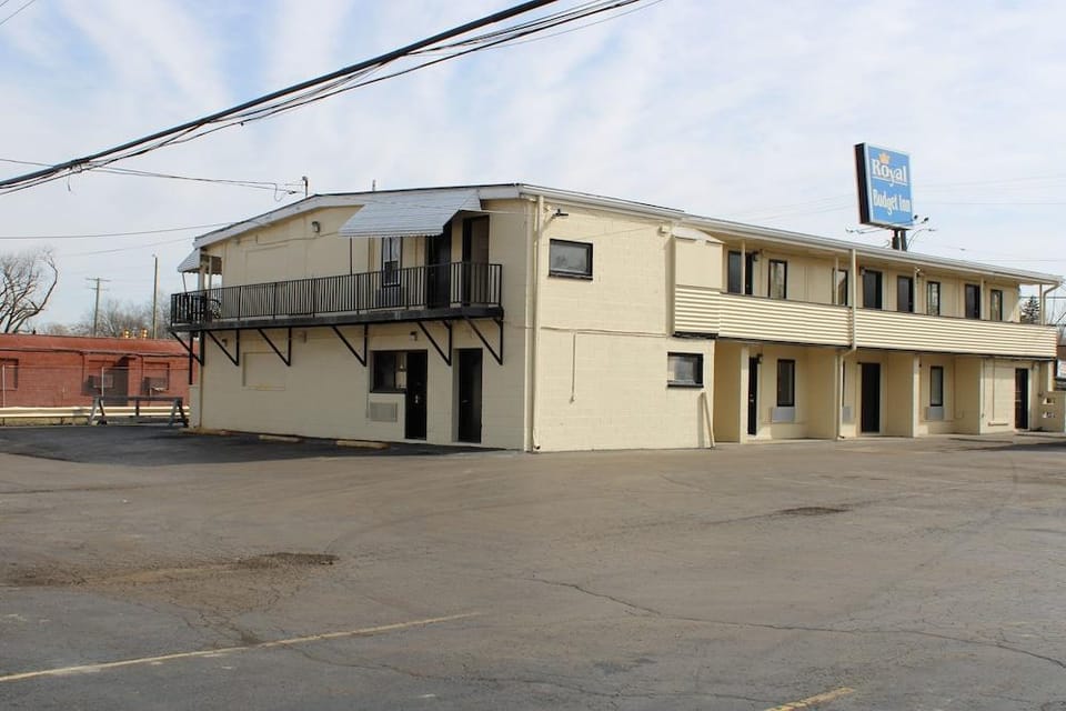 Royal Budget Inn Hotel in Detroit