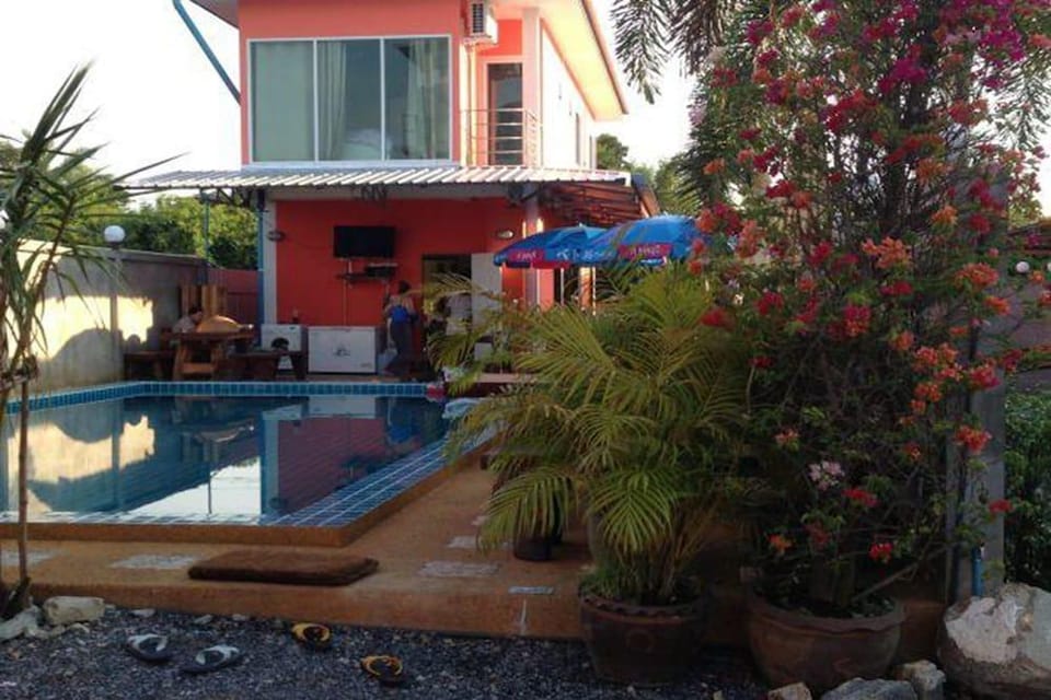 Mee Rak Vintage Hotel in Chon Buri Changwat