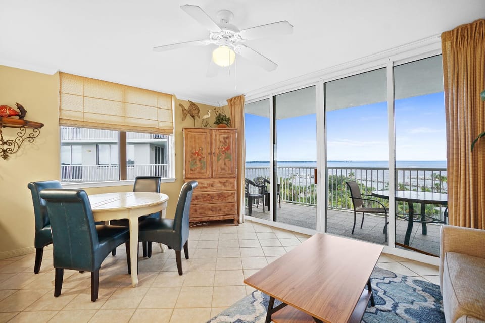 Destin West Resort by Panhandle Getaways Hotel in Okaloosa Island