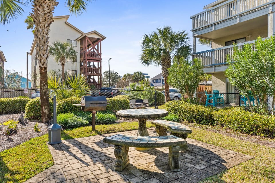 Sunswept Condo Rentals by Panhandle Getaways Hotel in Lower Grand Lagoon