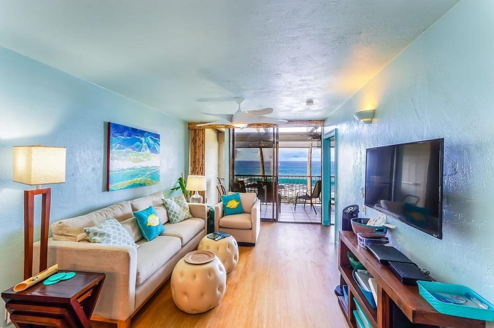 Kona Bali Kai 317 - Oceanfront 2 Bedroom Condo by RedAwning Hotel in Holualoa