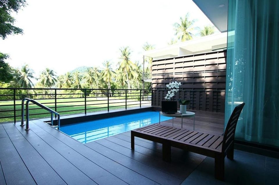 Matina Mountain Resort Hotel in Ko Tao