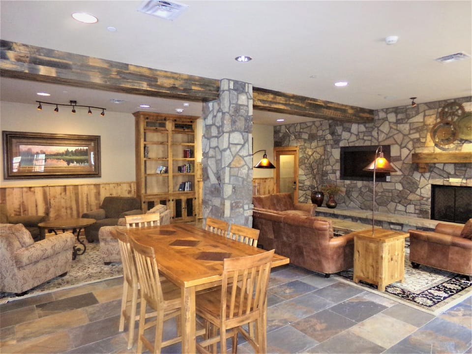 BBCS Black Bear Lodge Deluxe 2Bed 2Bath Hotel in Keystone