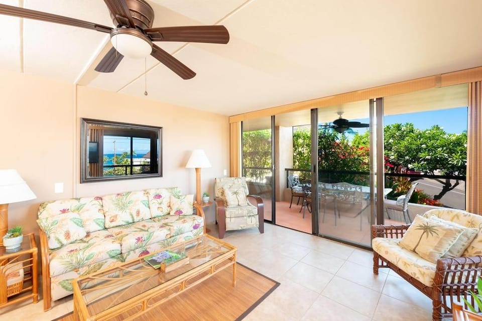 Kona Pacific A102 Hotel in Holualoa