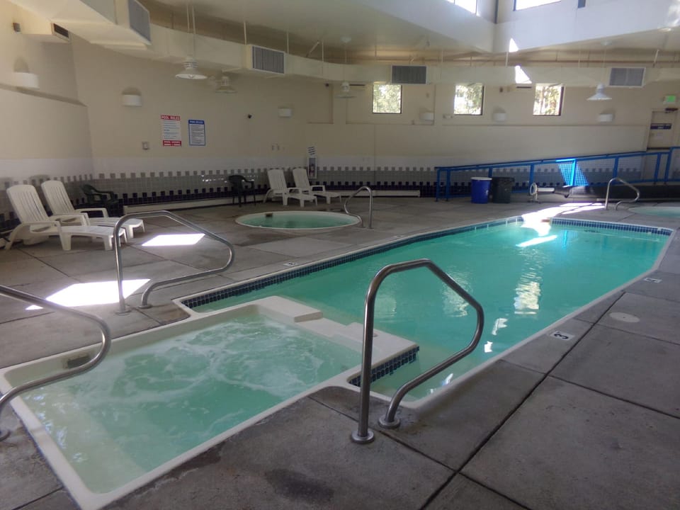 Three House 2 Bed 2 Bath THWC Hotel in Wildernest