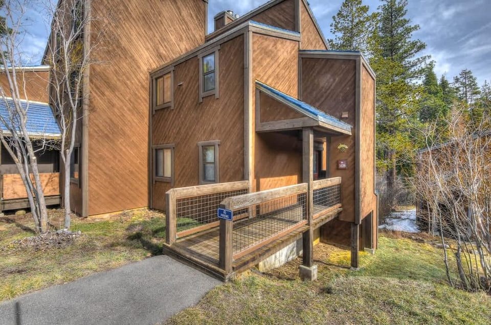 Silver Tree Sanctuary in Aspen Grove! Hotel in Northstar Drive