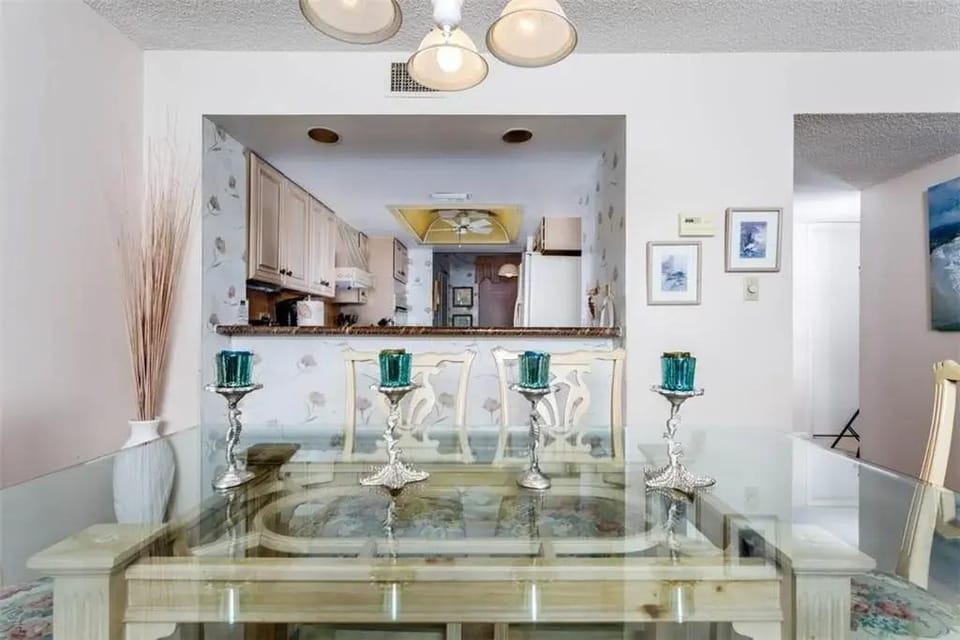 Barefoot Trace Hotel in Butler Beach