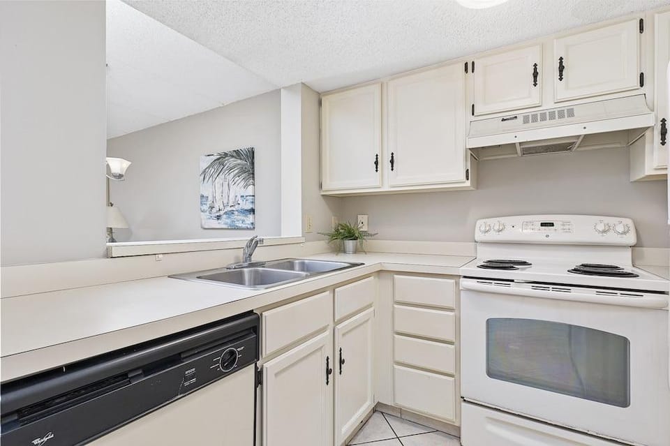 Ocean & Racquet Hotel in Saint Augustine Beach