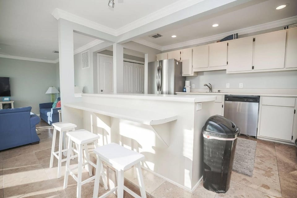 Harbur Arms by Panhandle Getaways Hotel in Laguna Beach