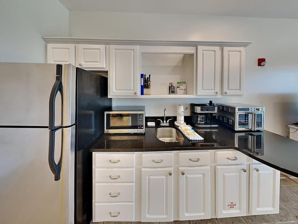 Inn at Seacrest Hotel in Rosemary Beach
