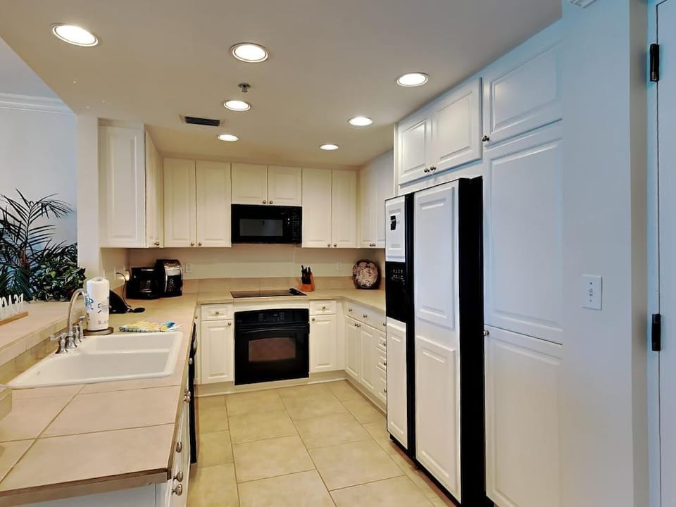 Portofino Island Resort #2 by Southern Vacation Rentals Hotel in Pensacola Beach