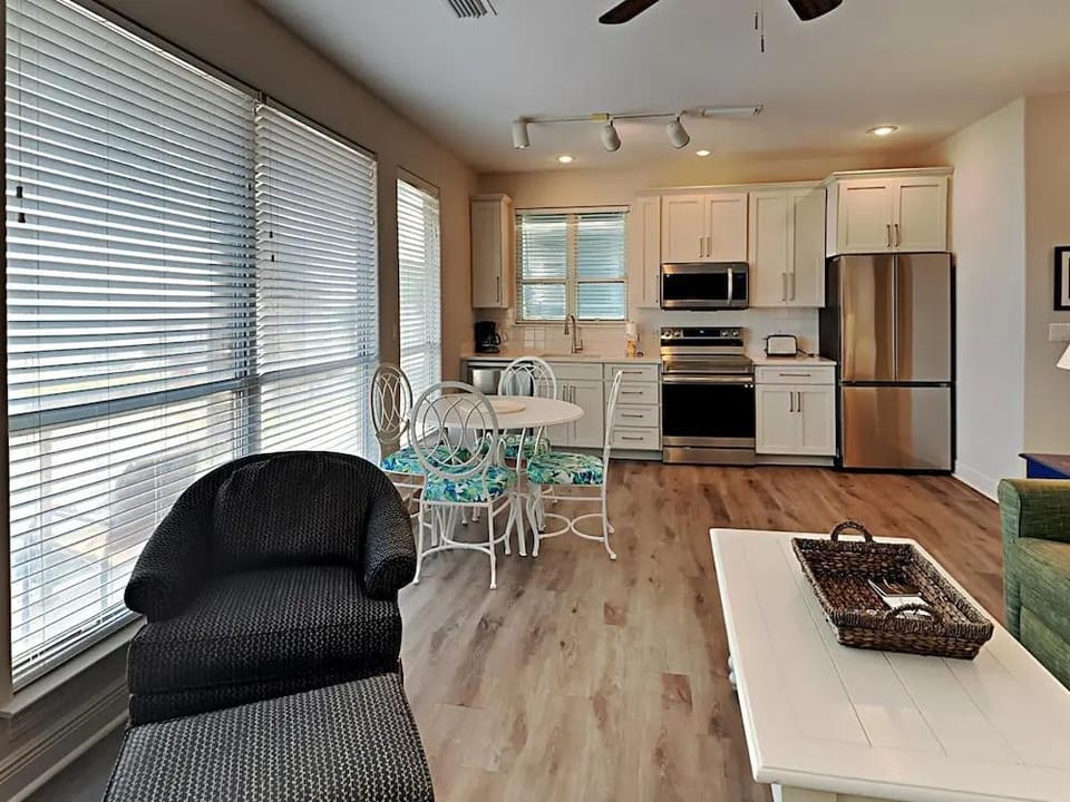 Destiny Beach Villas by Southern Vacation Rentals Hotel in Destin