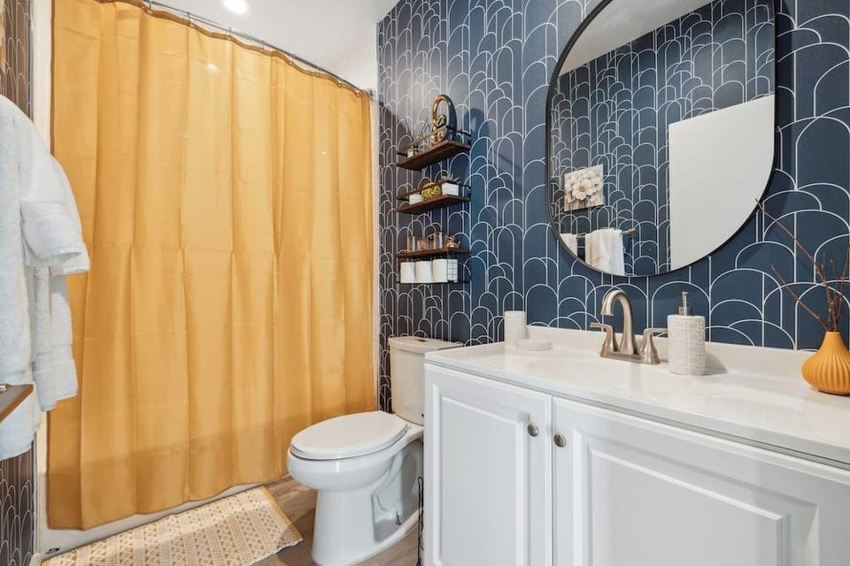 Barton by Avantstay Lake Views w/ Hot Tub, Pool & Ping Pong! Hotel in Lake Austin