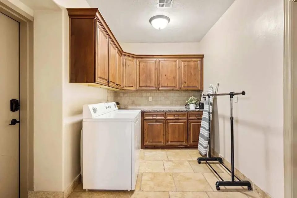 Sweet Retreat Rest & Relax Near National Parks Hotel in Washington