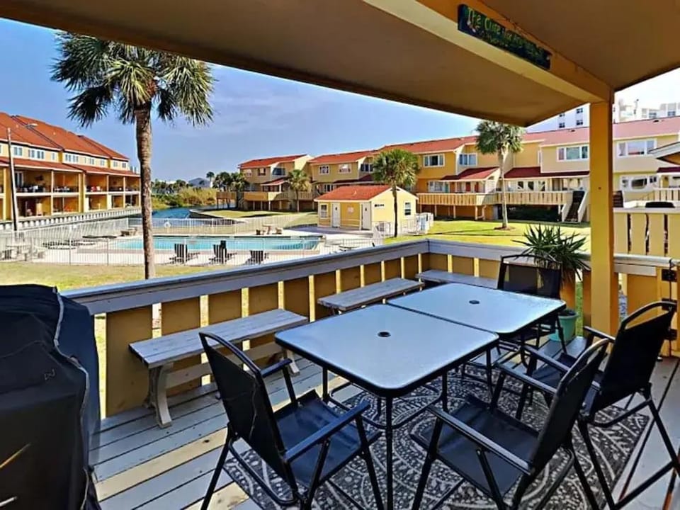 Regency Cabanas #D3 Hotel in Pensacola Beach